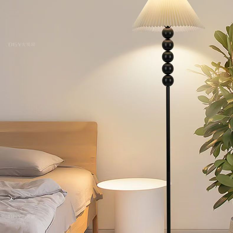French Retro Cream Floor Lamp